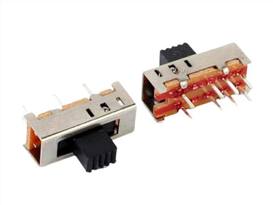 SS23E06 拨动开关